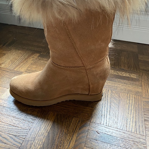 Koolburra suede wedge boots with fur - Picture 4 of 8
